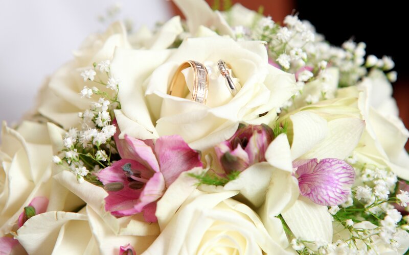 Wedding Rings in Bouquet — White, Romantic