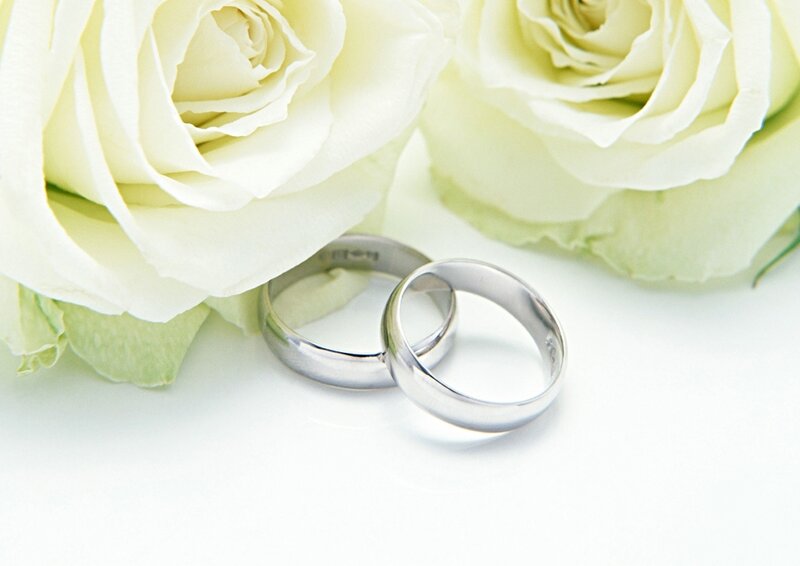 Wedding Rings with Roses