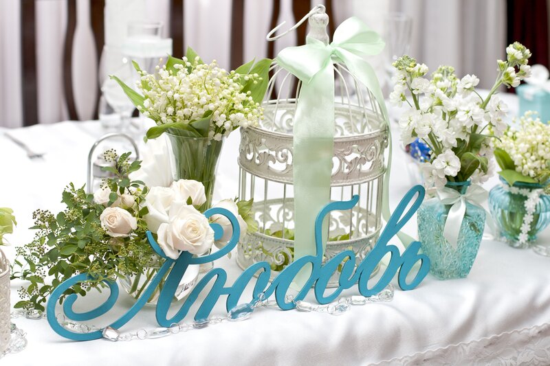 Wedding Table Centerpiece — White, Elegant, Photograph