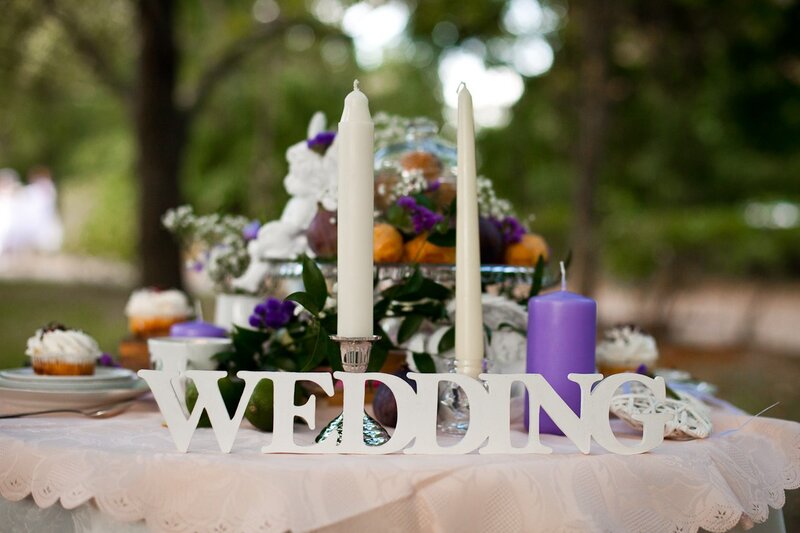 Wedding Table Centerpiece — White, Festive