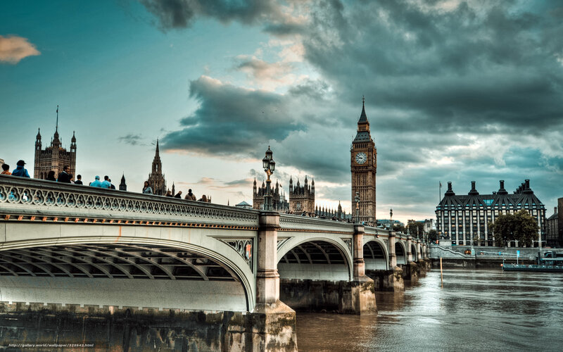 Westminster Bridge View — Blue, Dramatic