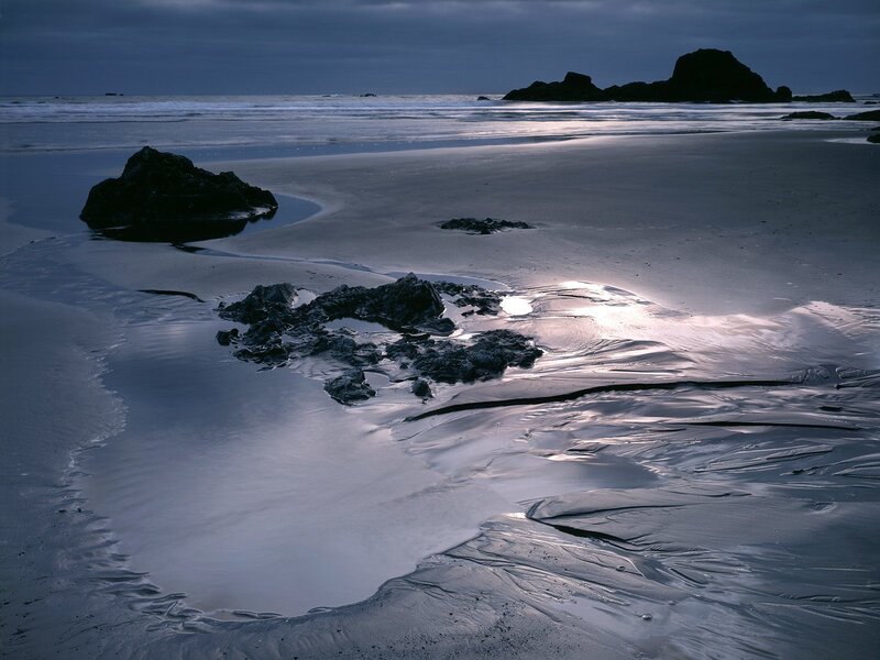 Wet Beach with Rocks — Blue