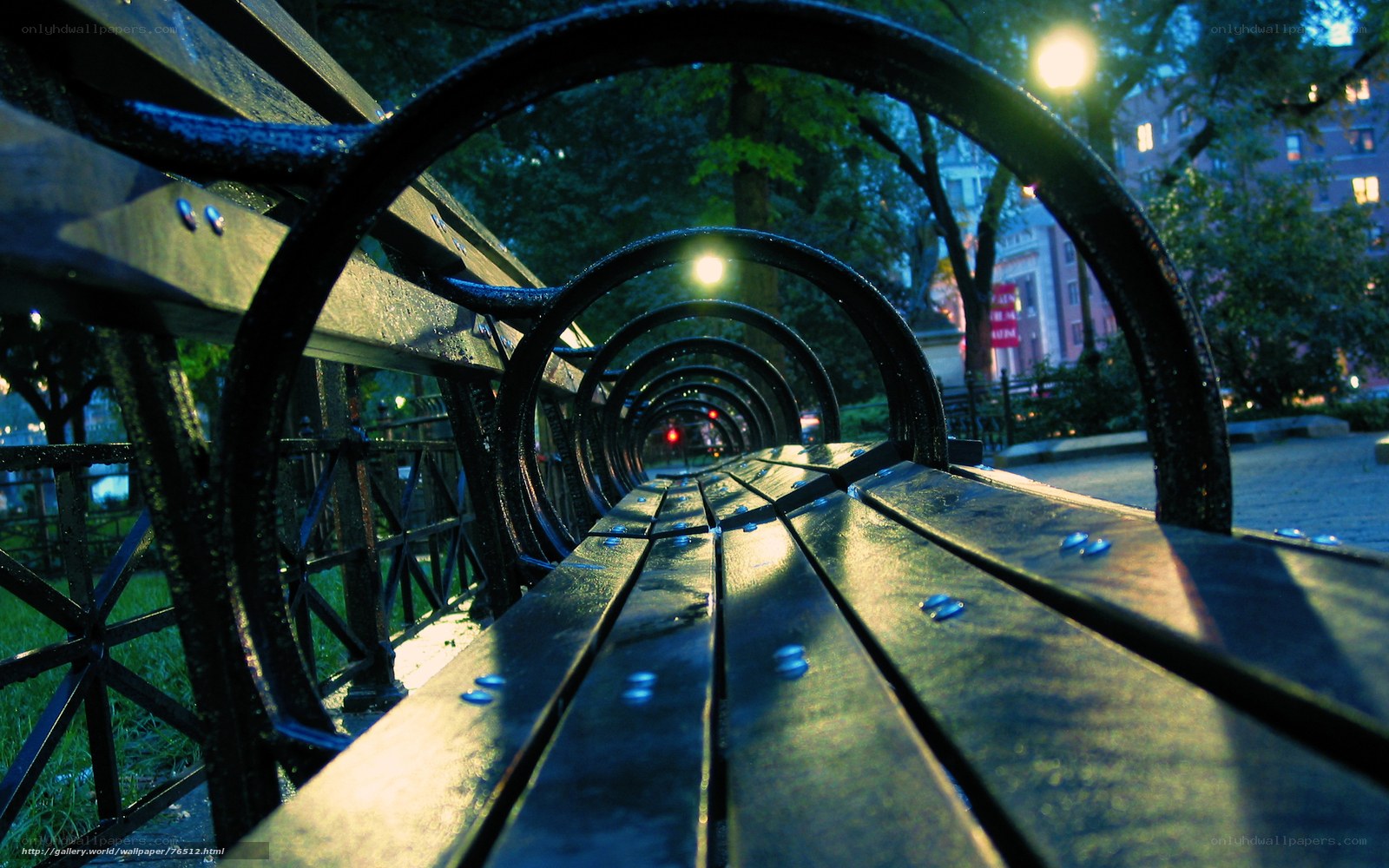 Wet bench in city park