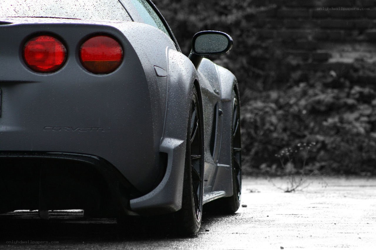 wet corvette sports car