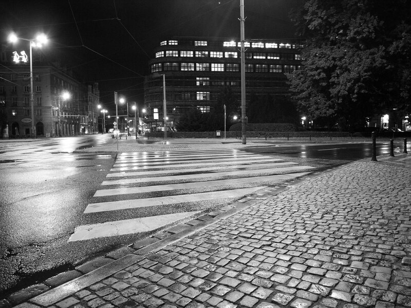 Wet Crosswalk at Night — Black