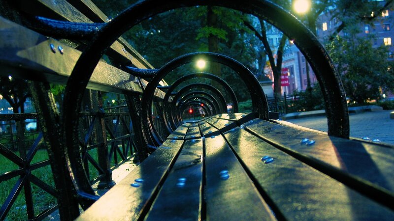 Wet Park Bench — Black, Moody