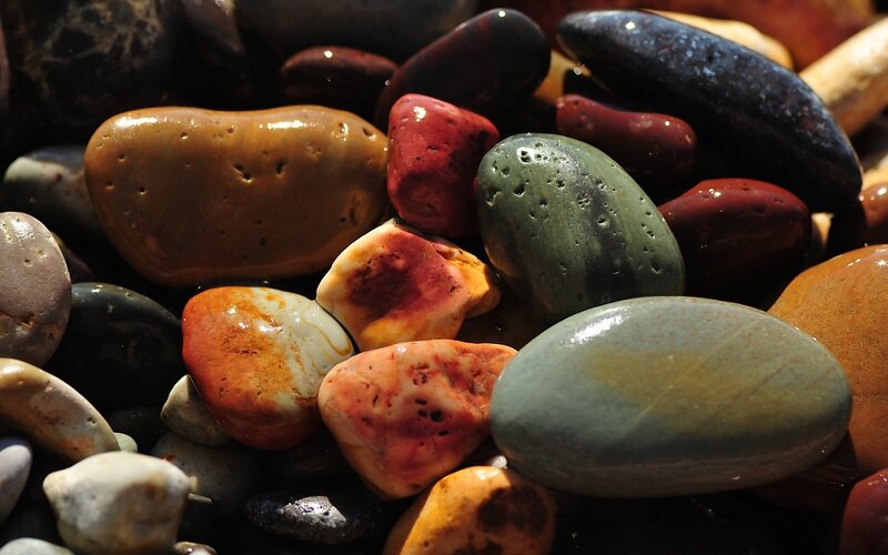 Wet River Stones — Brown