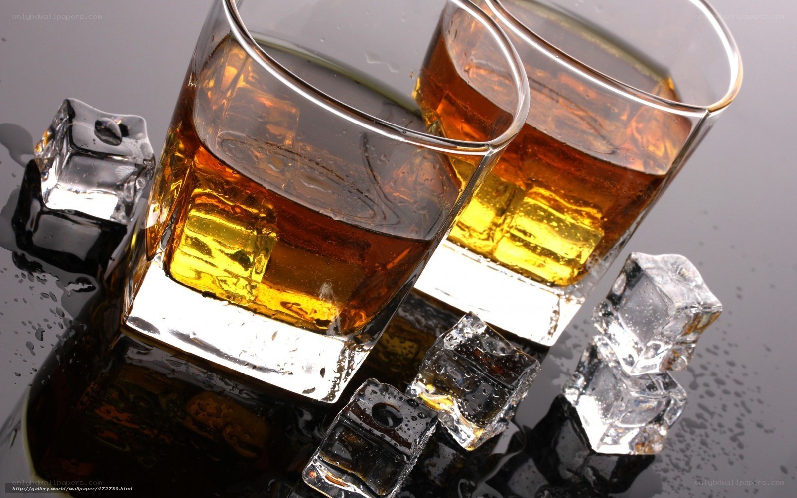 whiskey with ice cubes