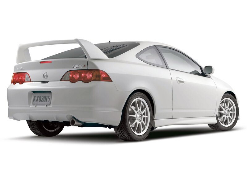 white acura rsx-s coupe