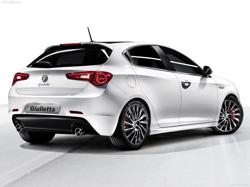 White Alfa Romeo Giulietta