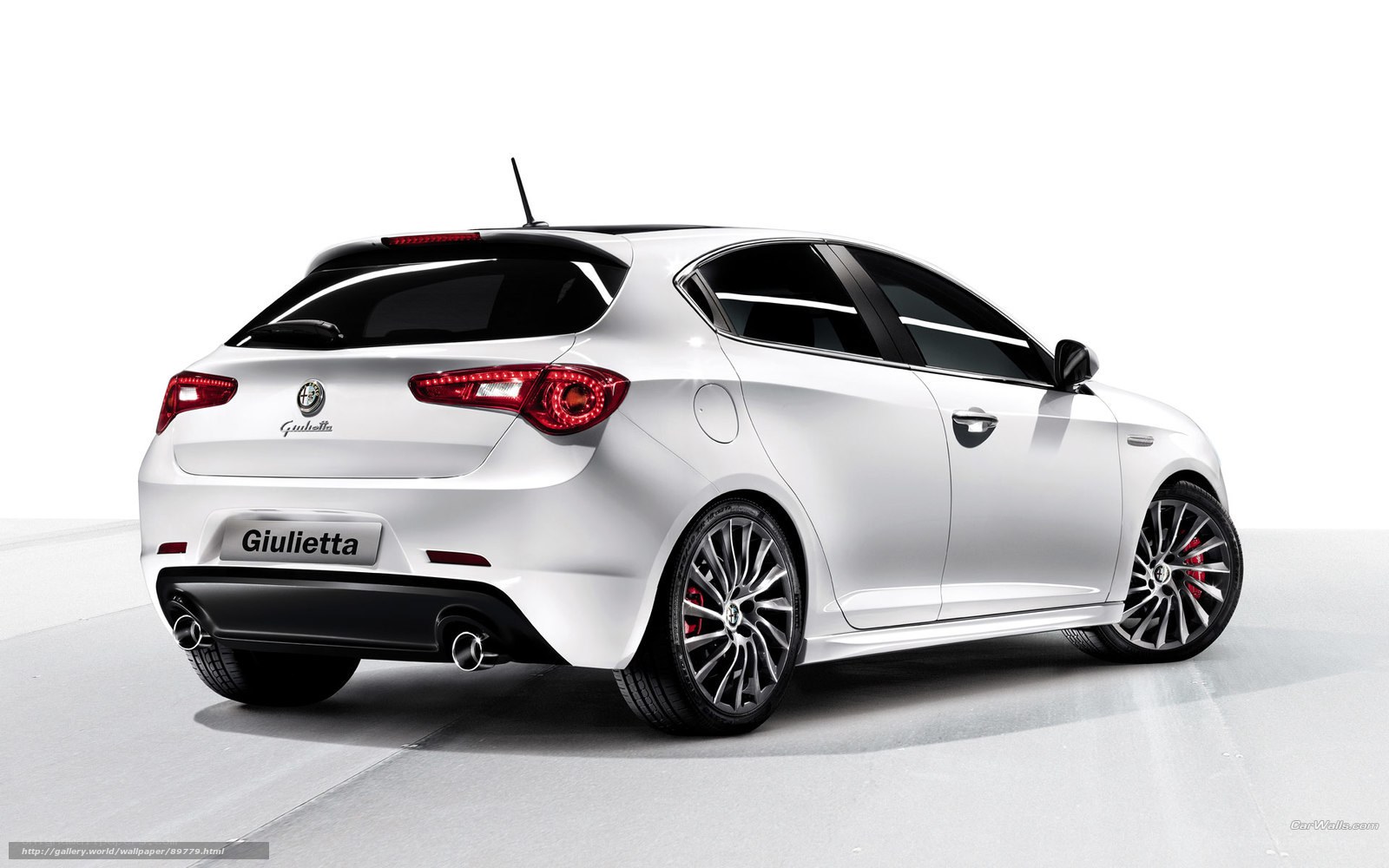 White Alfa Romeo Giulietta