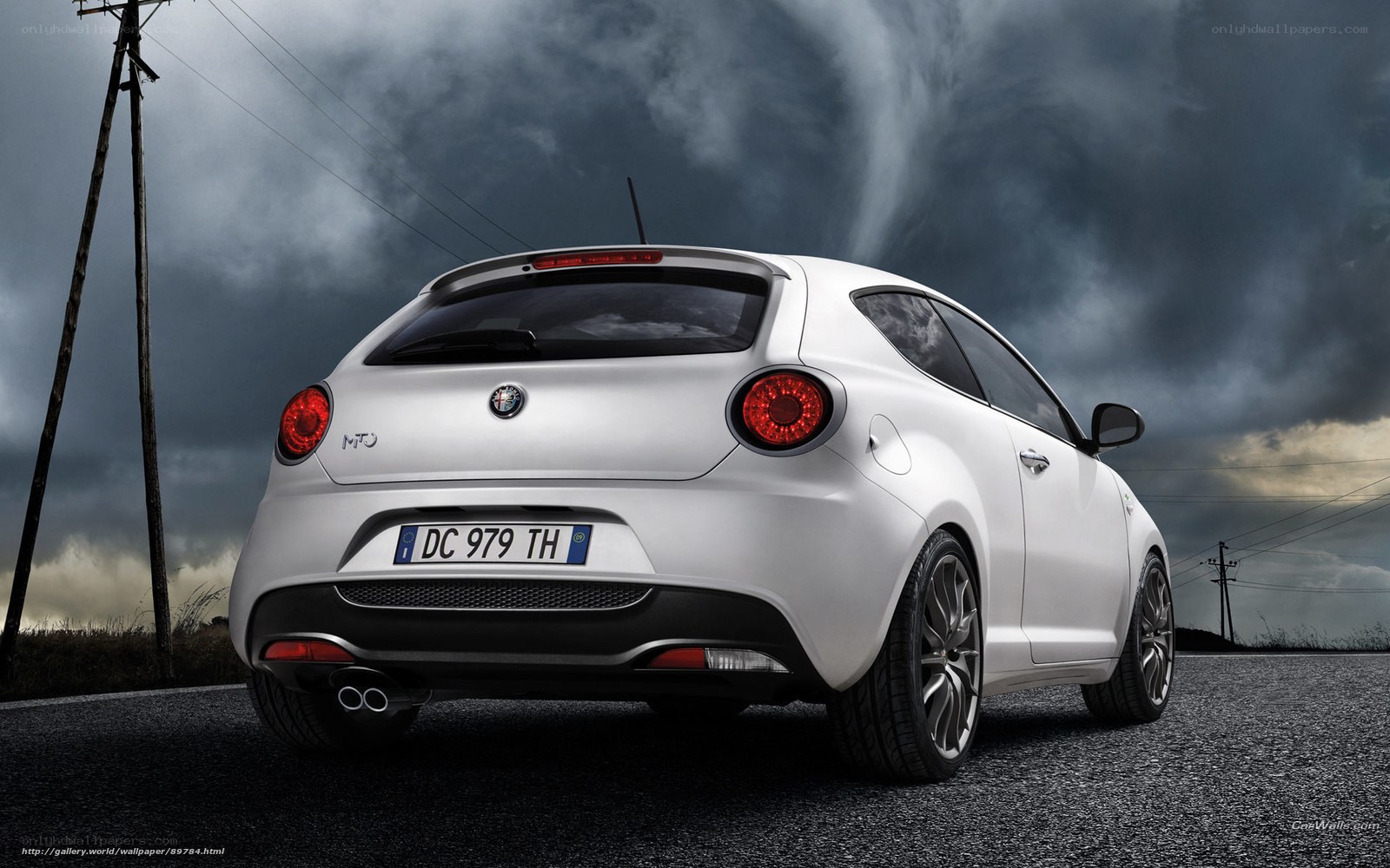 white alfa romeo mt 0