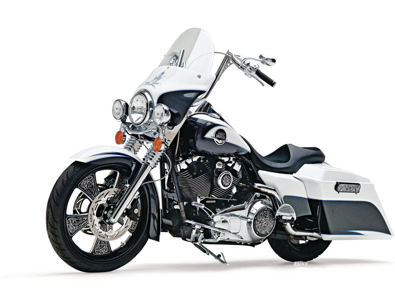 White and Black Motorcycle — Neutral