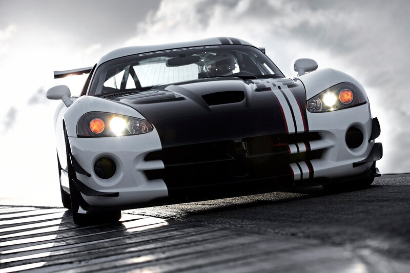White and Black Race Car — Dramatic, Photograph