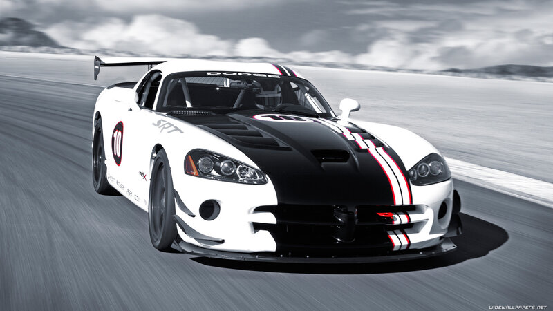 White and Black Race Car — Dynamic, Photograph
