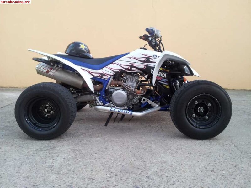 White and Blue Quad Bike — Neutral