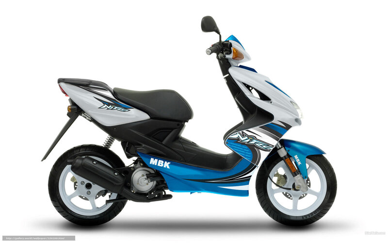 White and Blue Scooter — Neutral