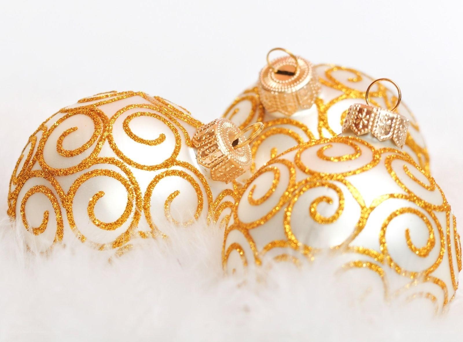white and gold ornaments