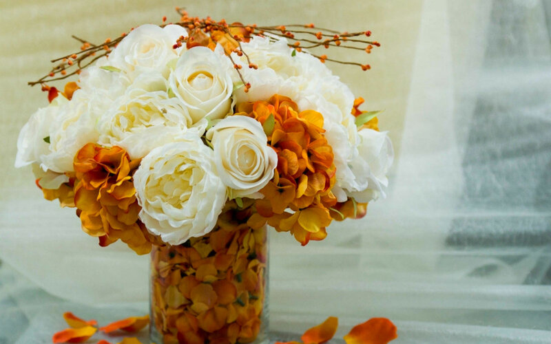 White and Orange Flower Bouquet — Calm