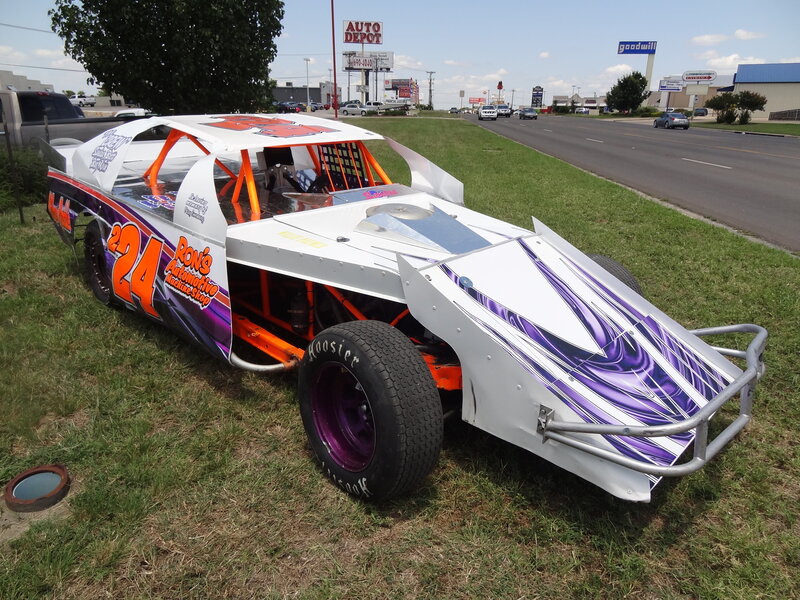 White and Purple Race Car