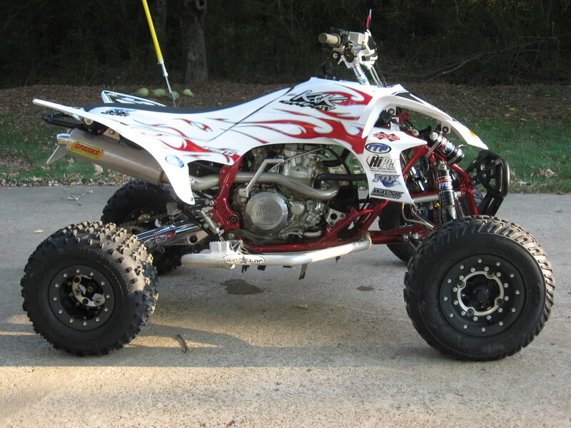 White and Red Atv — Neutral