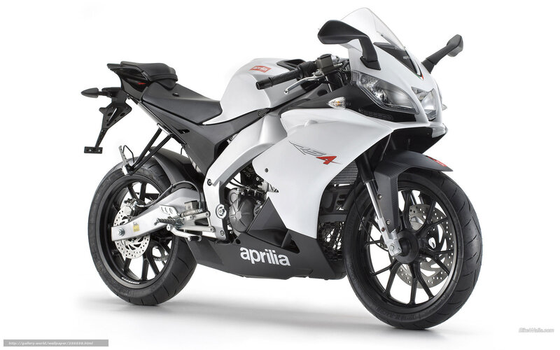 White Aprilia RS 4 125 motorcycle
