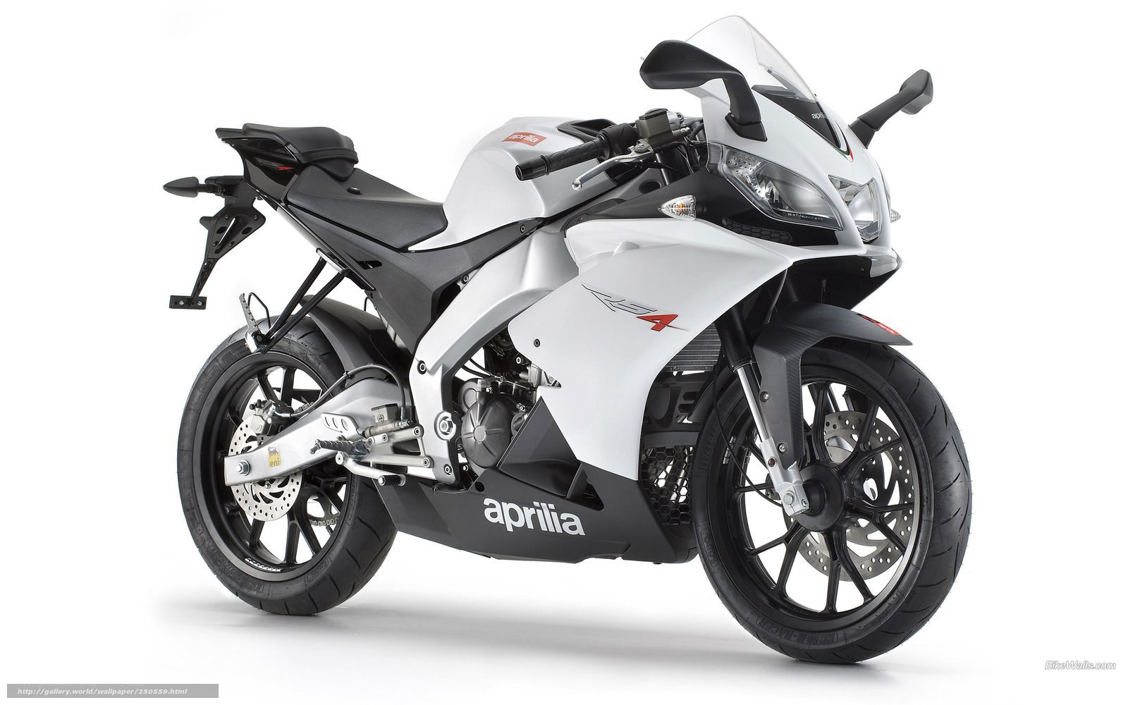 White Aprilia RS 4 125 motorcycle