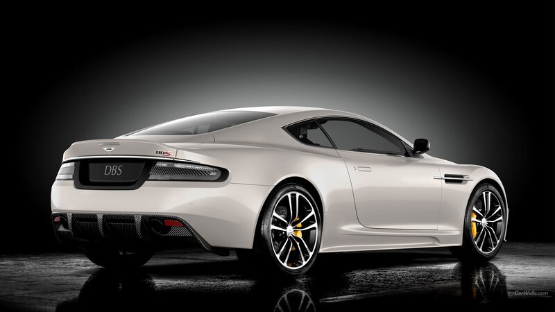 White Aston Martin DbS