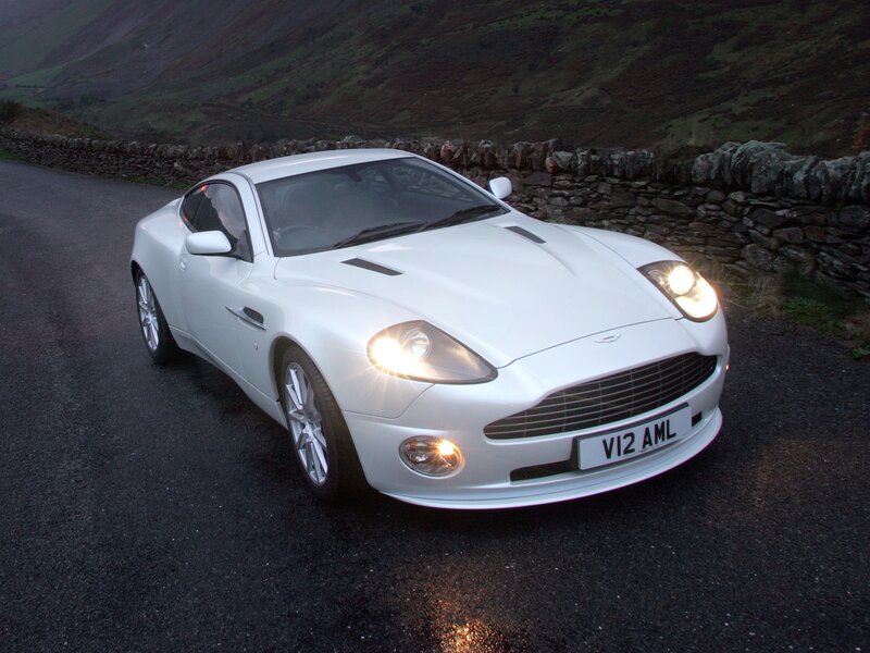 White Aston V12 Vantage