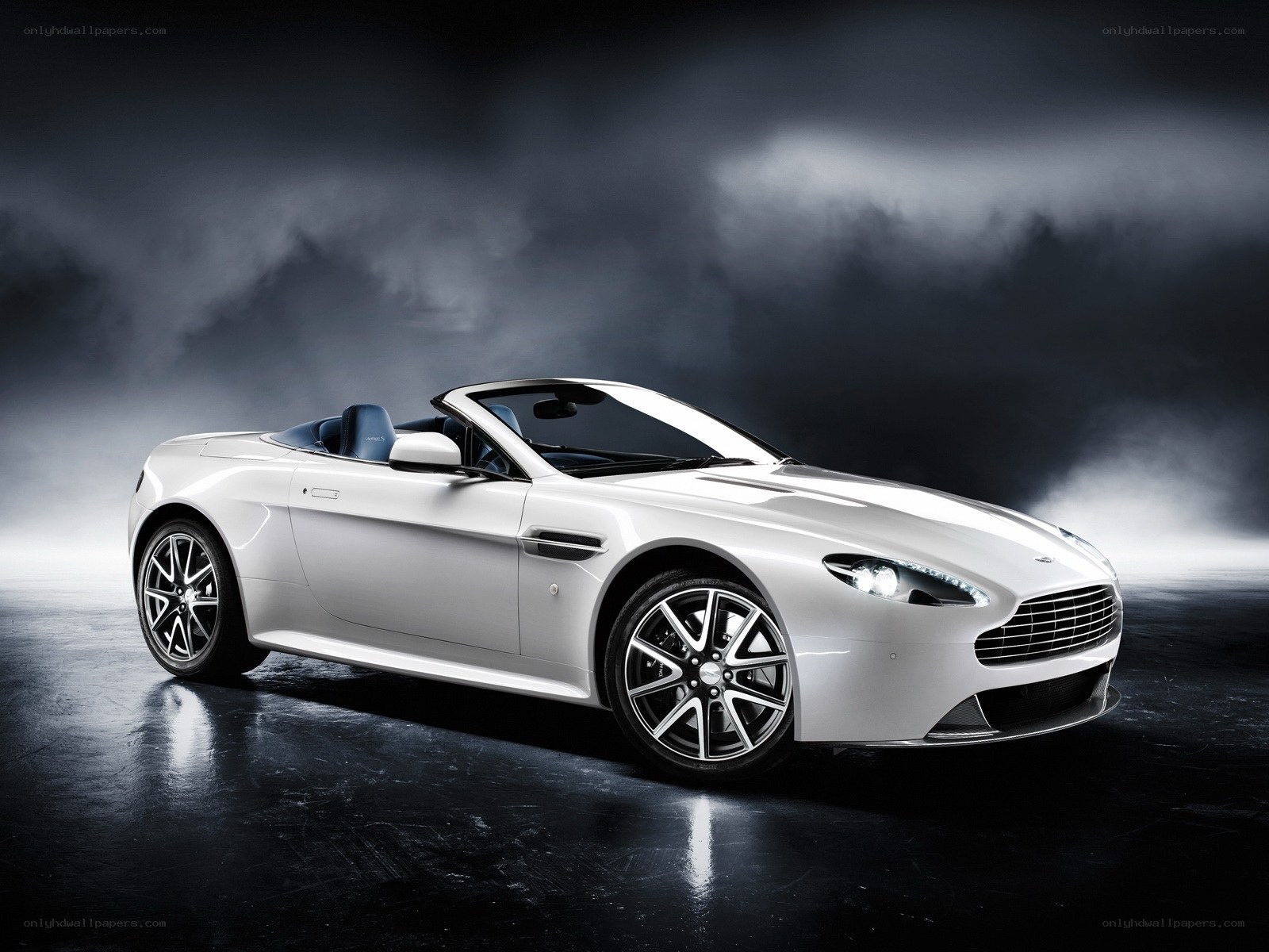 White Aston V8 Vantage Roadster