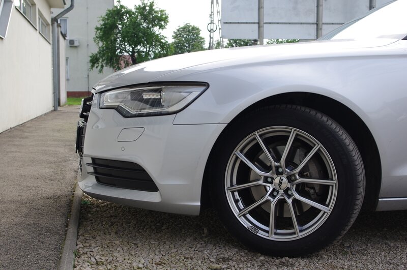 White Audi Car — Neutral