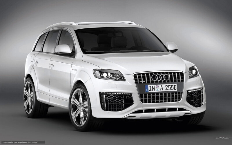White Audi Q7 SUV