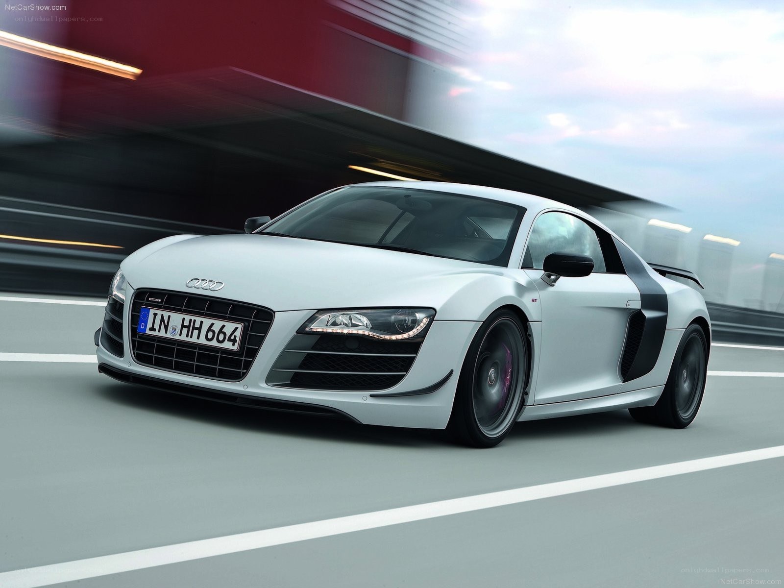 White Audi R8 GT in motion