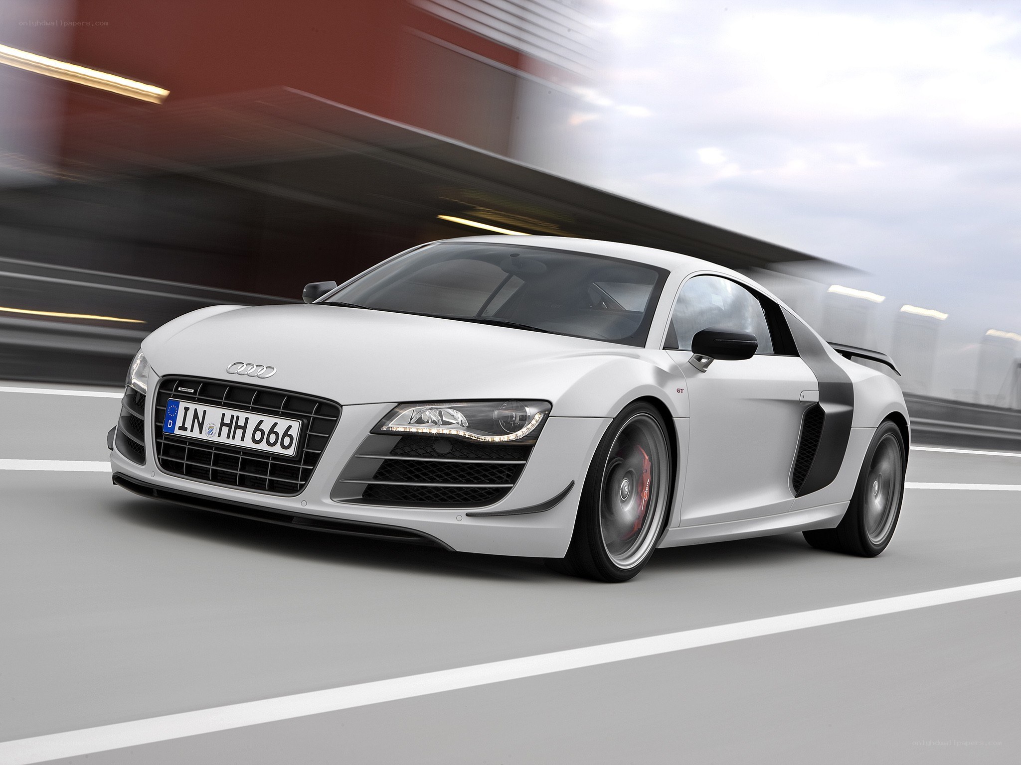 White Audi R8 GT in motion