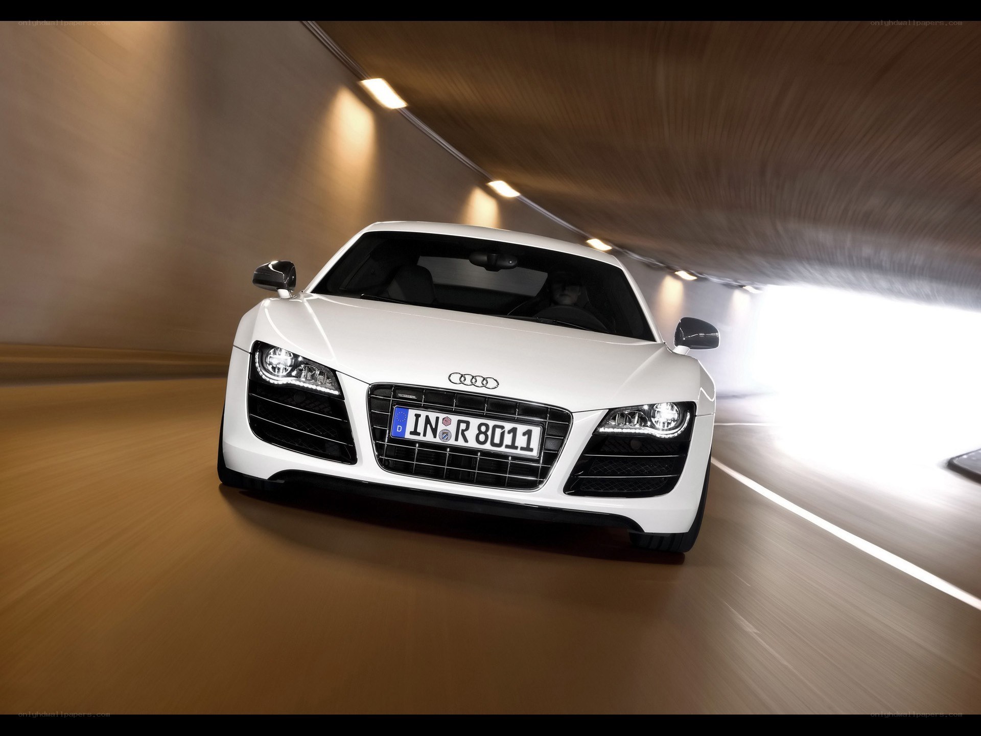 White Audi R8 in tunnel