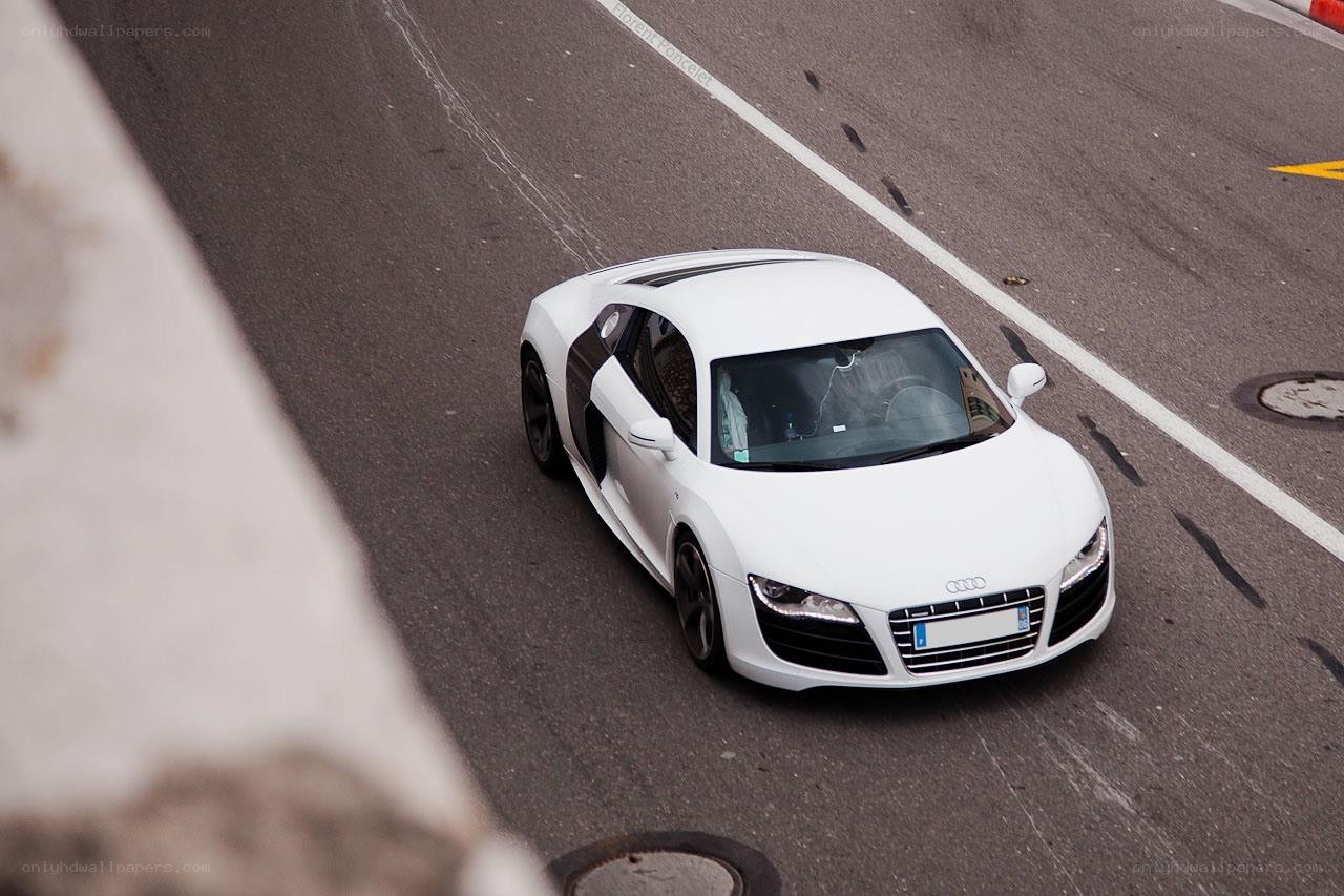 white audi r8 on road