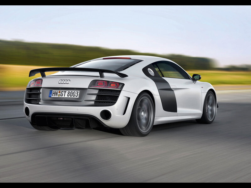 white audi r8 sports car
