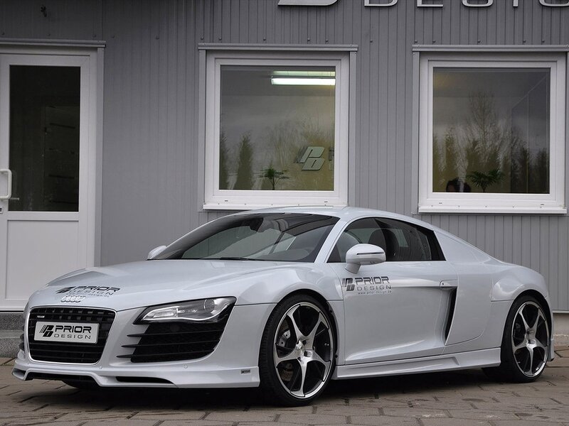 White Audi R8 with Prior Design body kit