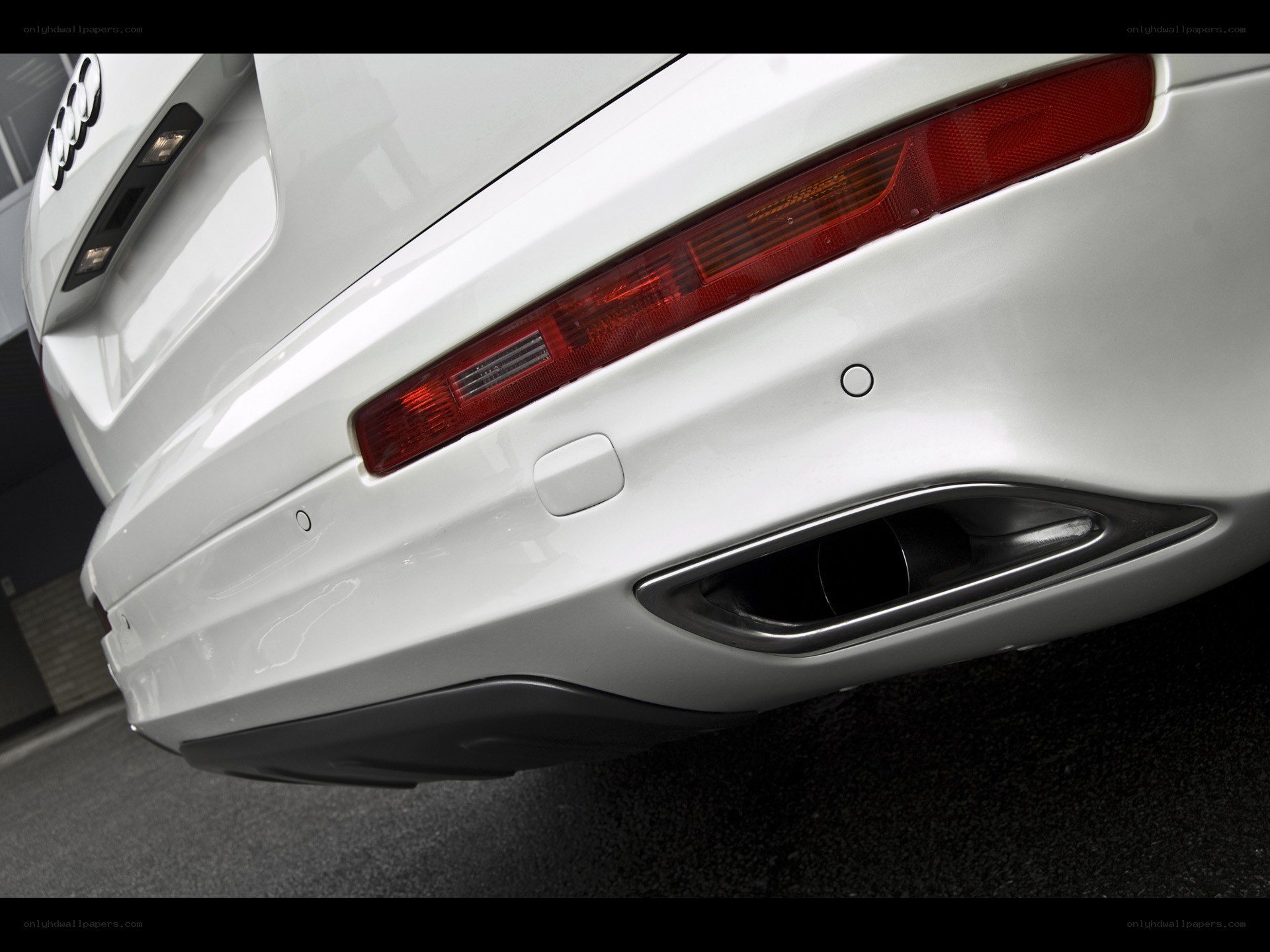 white audi rear bumper