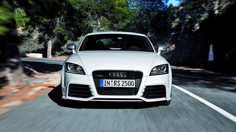 white audi rs2500 on road