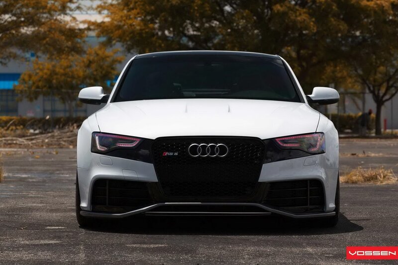 white audi rs5 front view