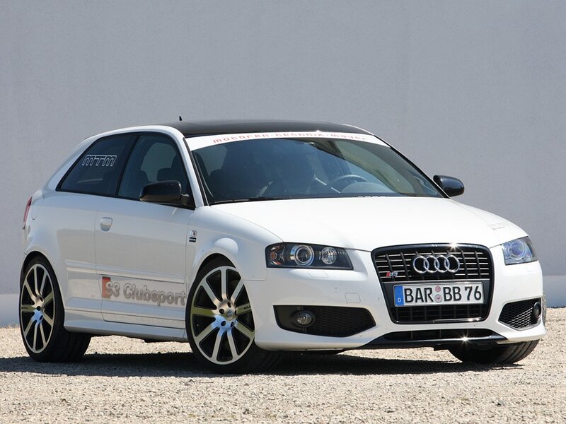 white audi s3 clubsport