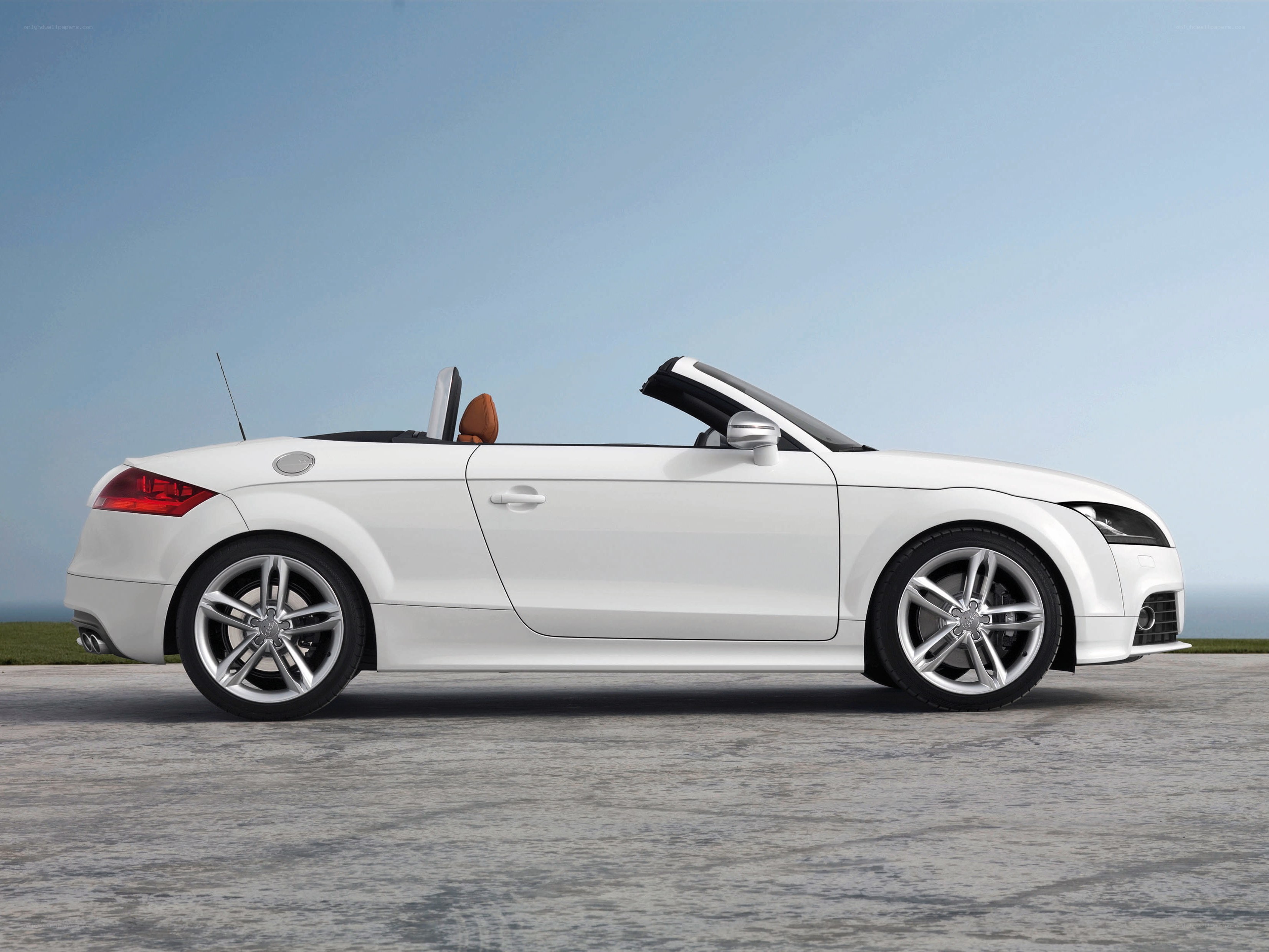 white audi tt convertible