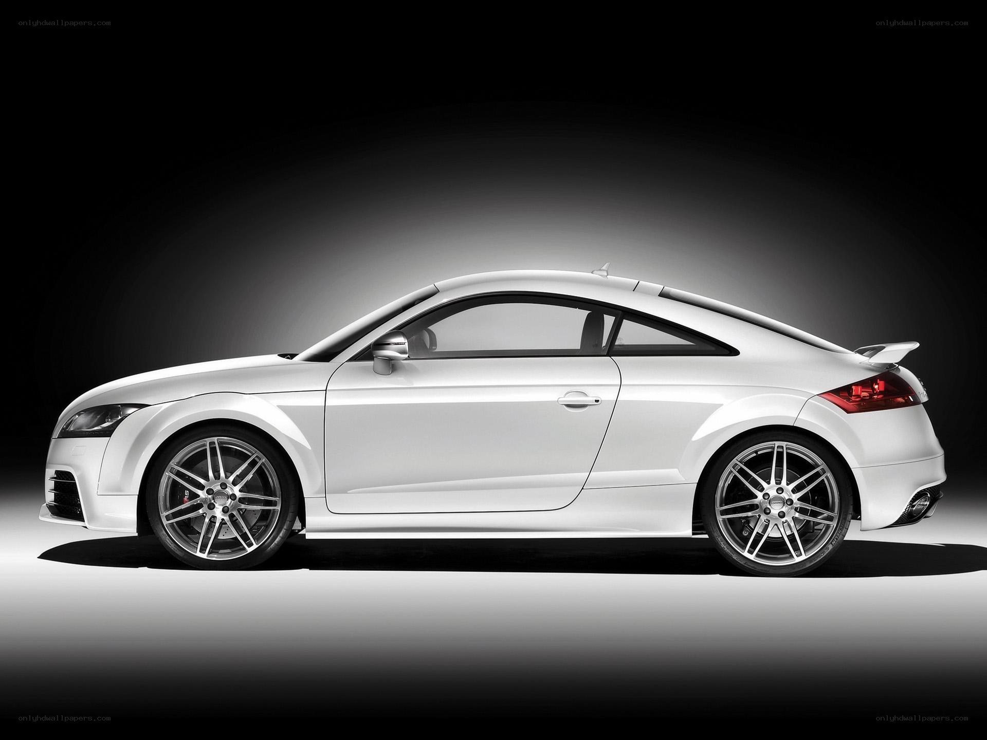 white audi tt coupe