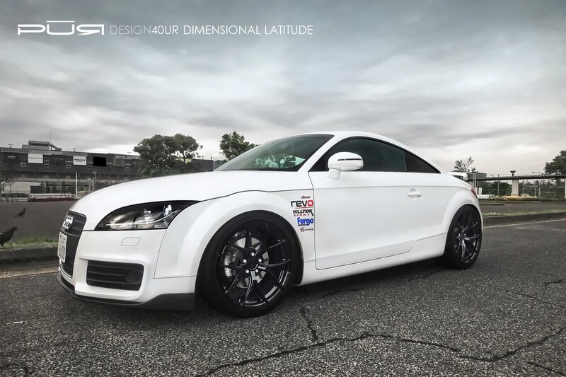 White Audi Tt Coupe — Dramatic