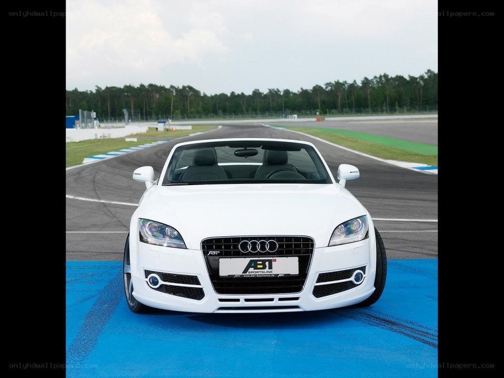white audi tt on racetrack