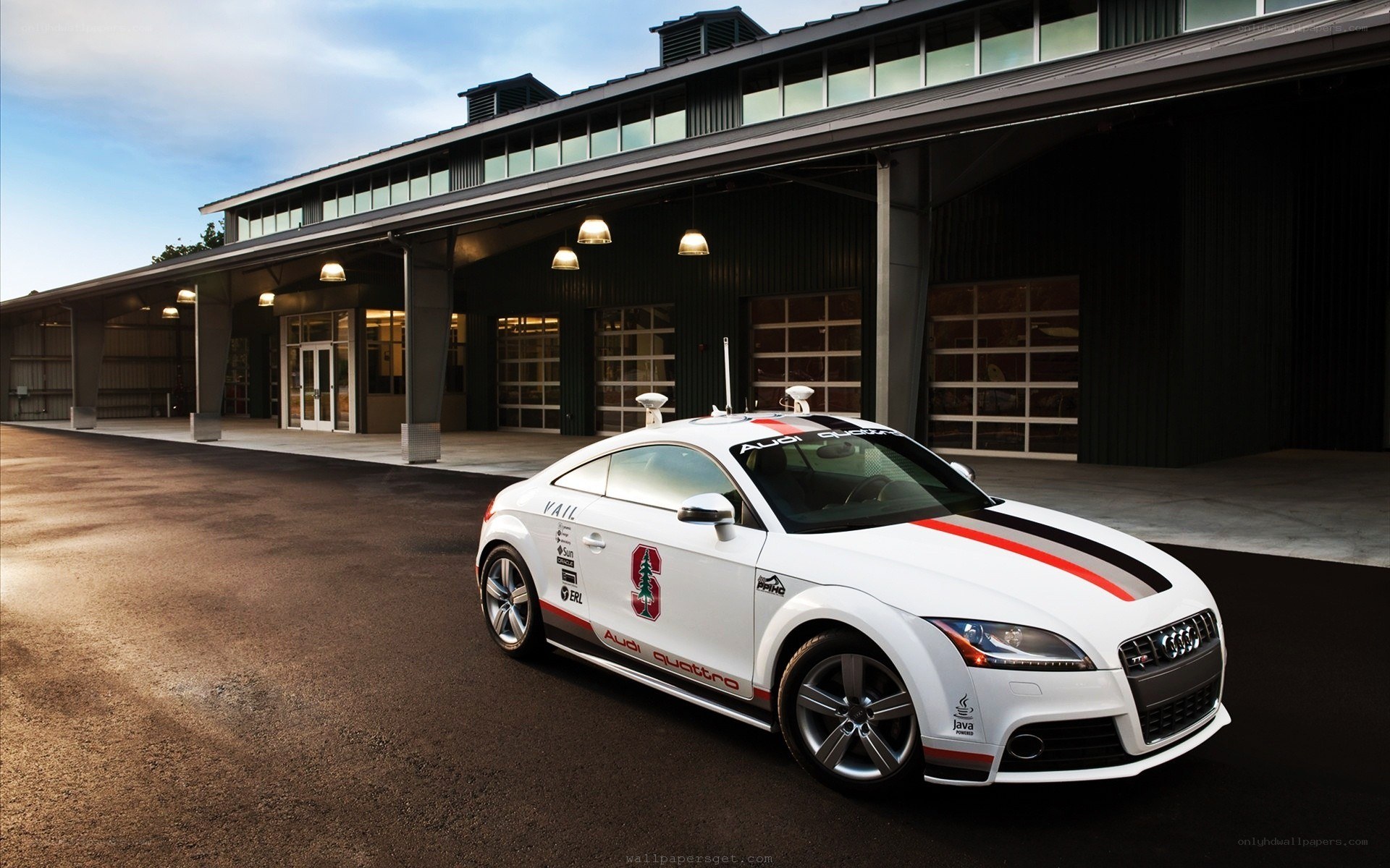 White Audi TT race car