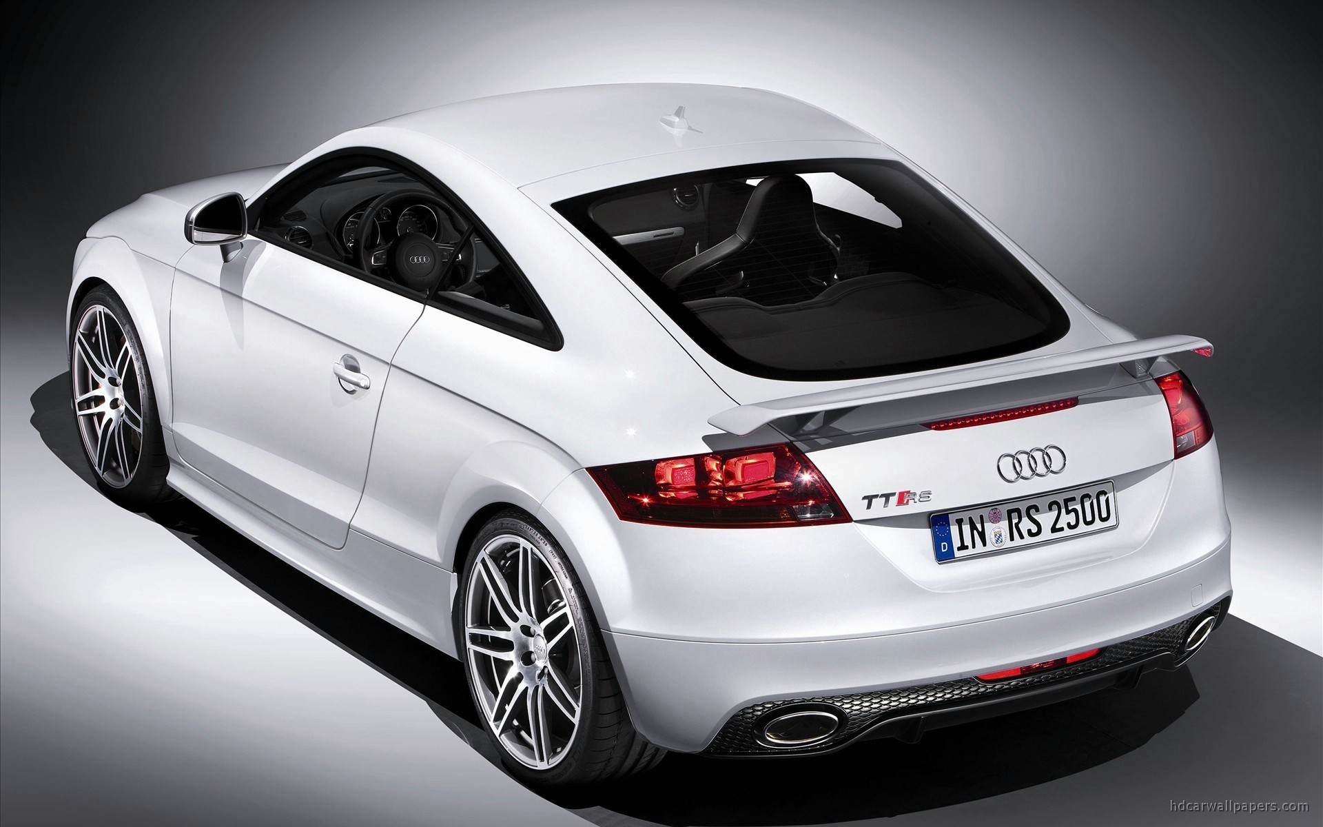 white audi tt rs coupe