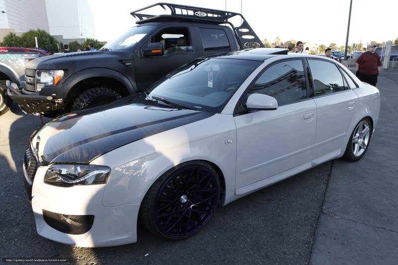 White Audi with purple wheels