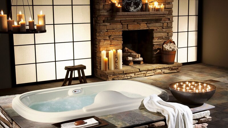 White Bathtub with Candles — Serene